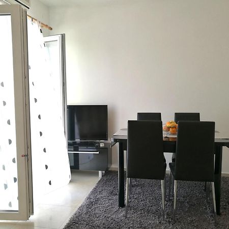 Apartments Jure Miljak 珀德垂那 外观 照片