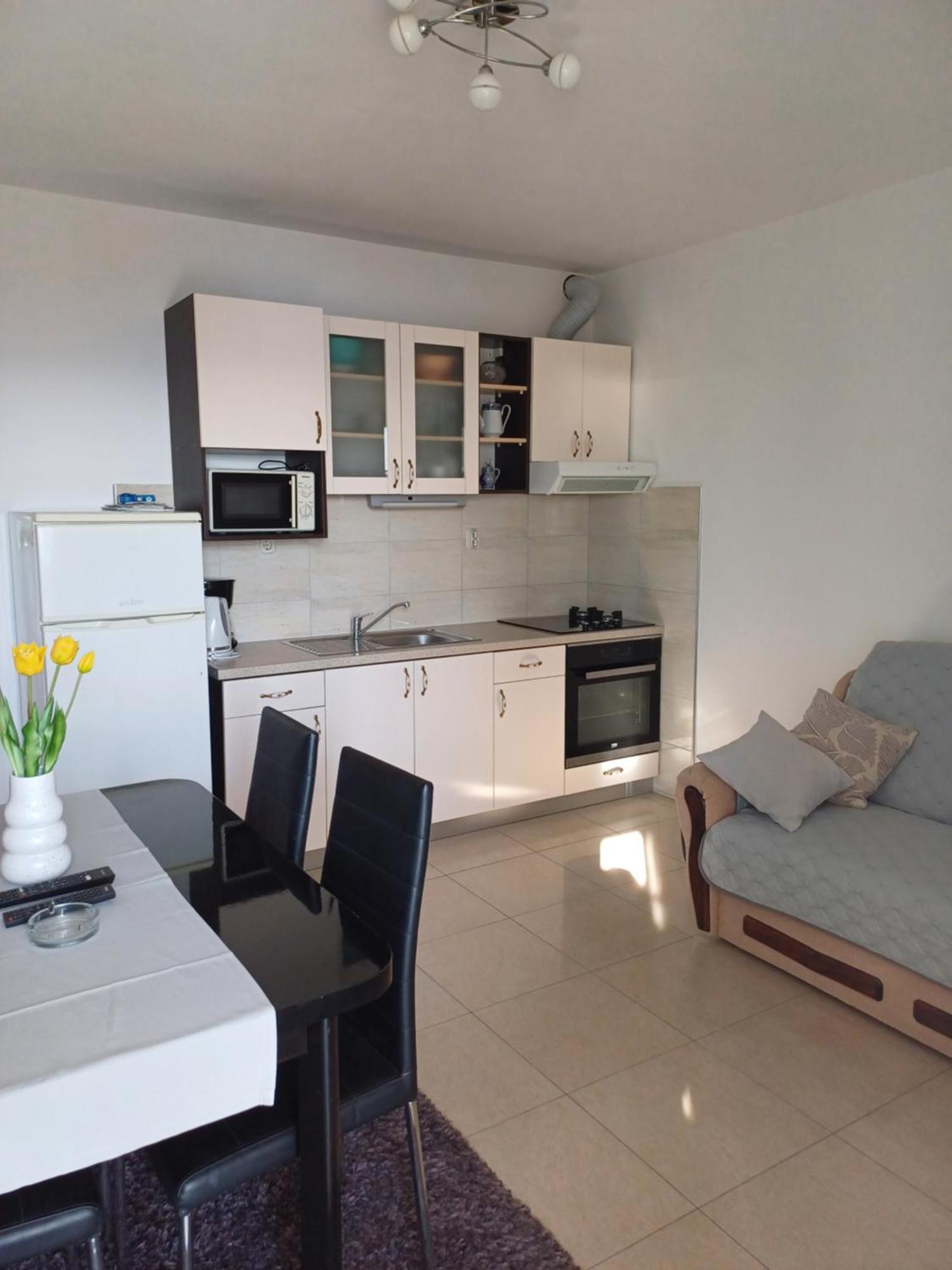 Apartments Jure Miljak 珀德垂那 外观 照片