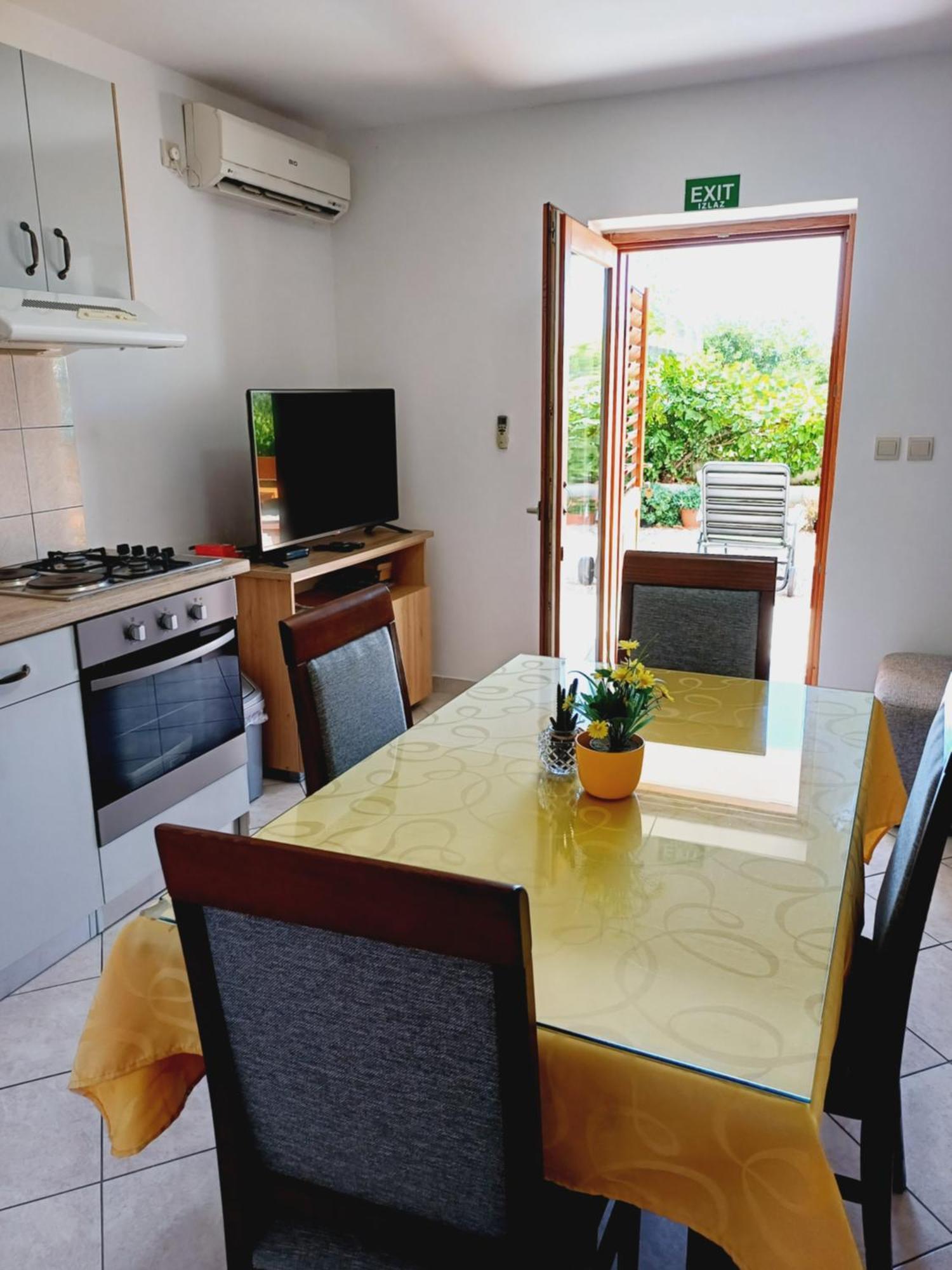 Apartments Jure Miljak 珀德垂那 外观 照片