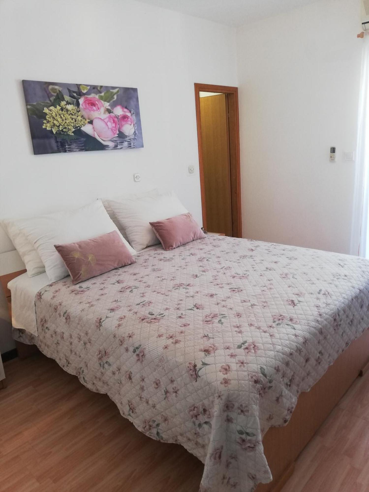 Apartments Jure Miljak 珀德垂那 外观 照片