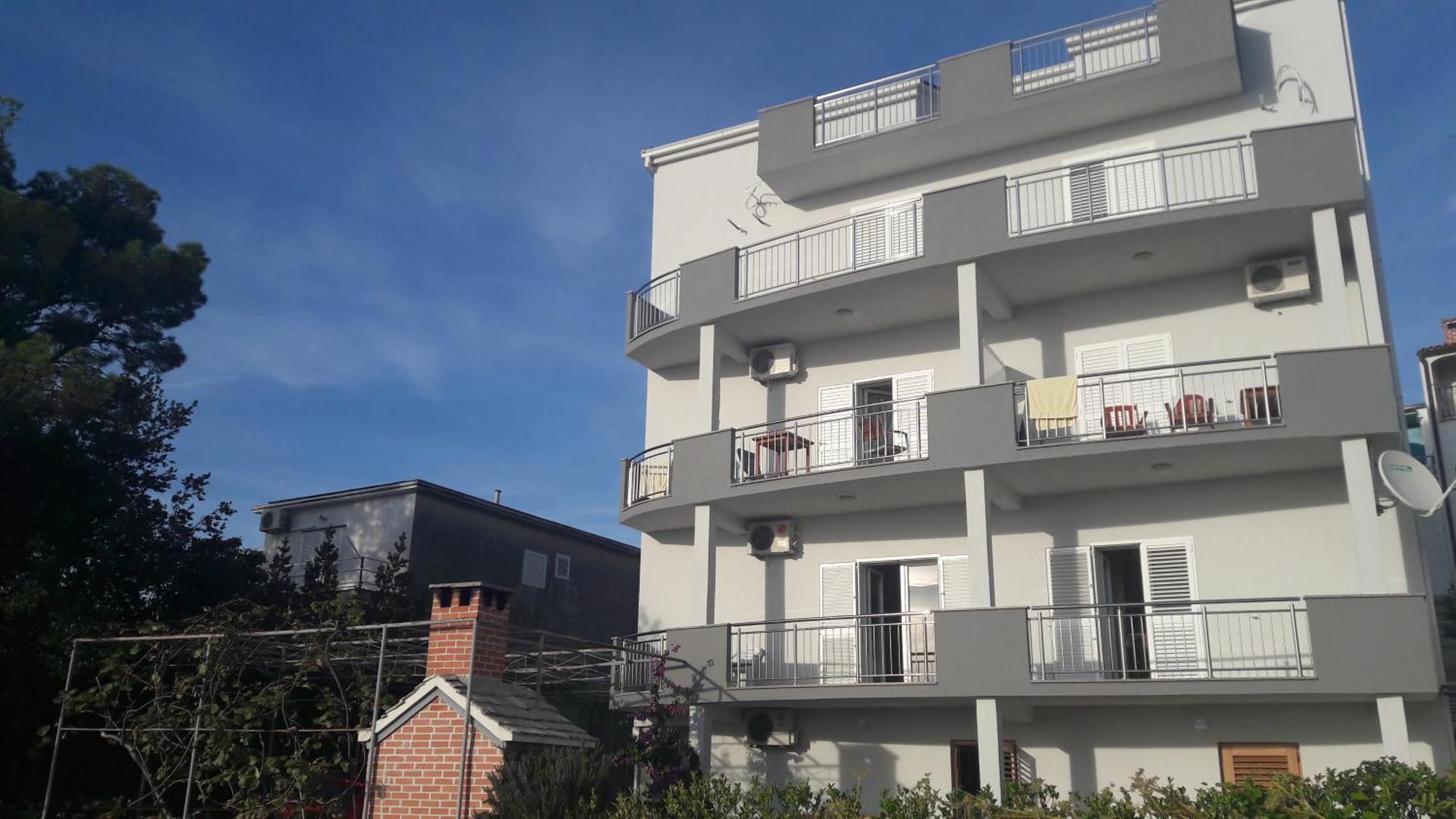 Apartments Jure Miljak 珀德垂那 外观 照片